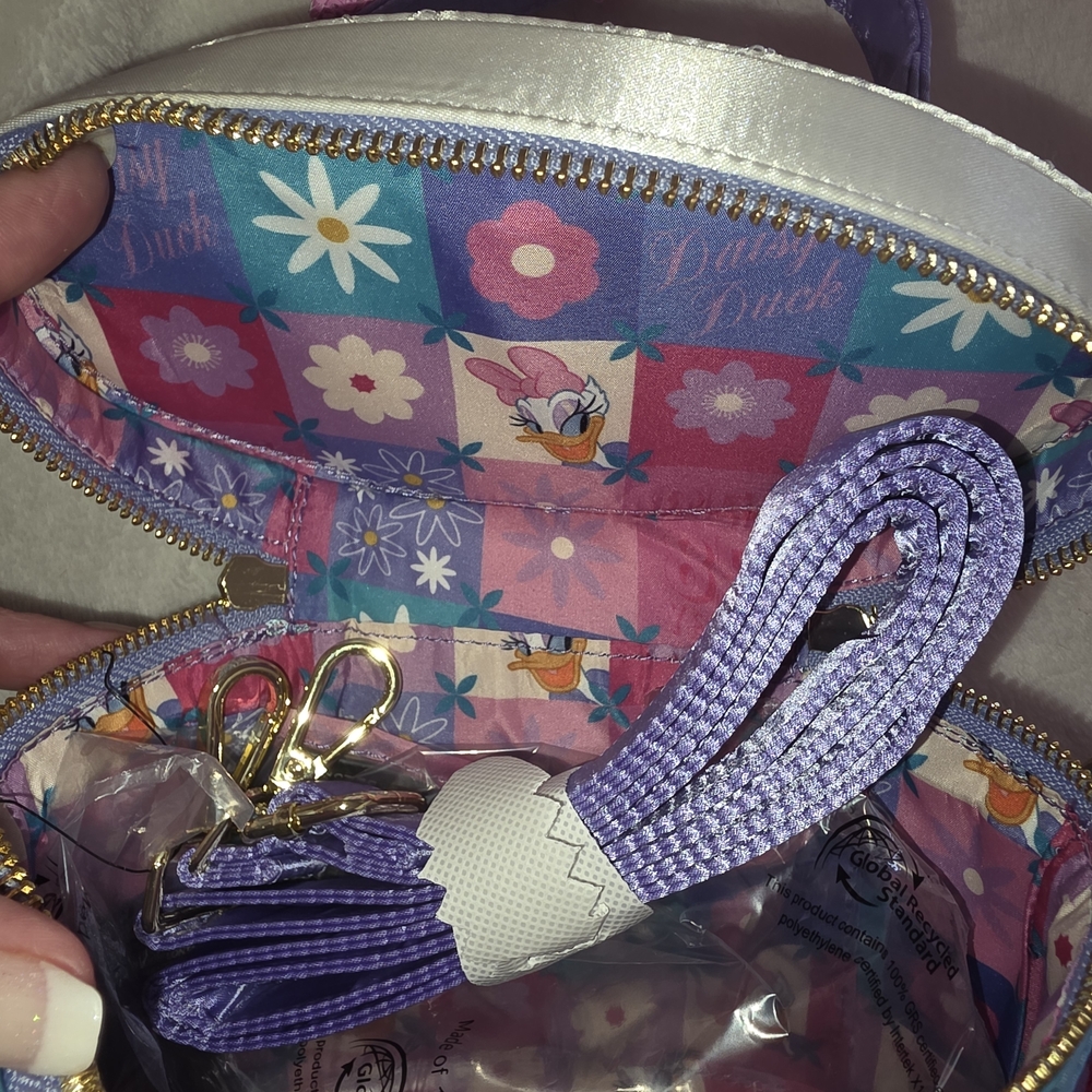 Loungefly X Disney Daisy 85th Anniversary Bag NWT PRICE FIRM - Picture 3 of 3